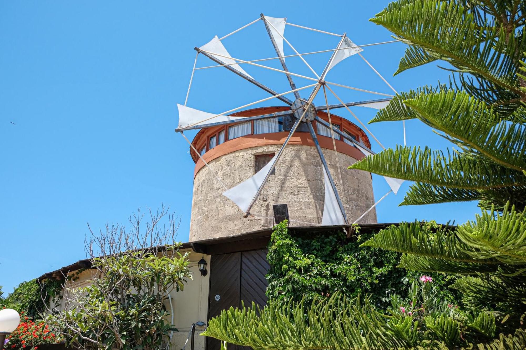 בית נופש Windmill Renovated 2025 יאליסוס